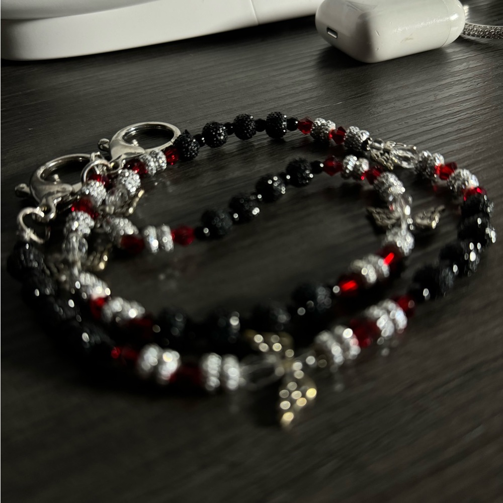DP Wallet chains / necklace
